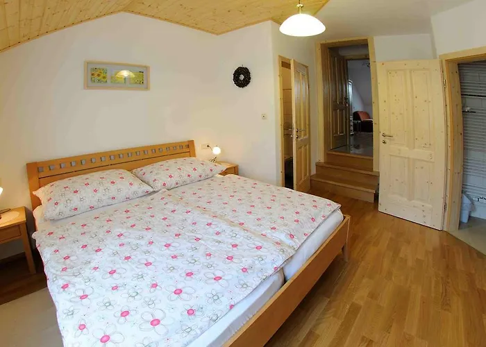 Einkehrhof Poggau * Reinsberg